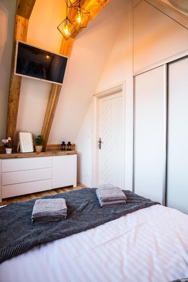Domek & Apartament Na Ogrodzie Suche Dış mekan fotoğraf